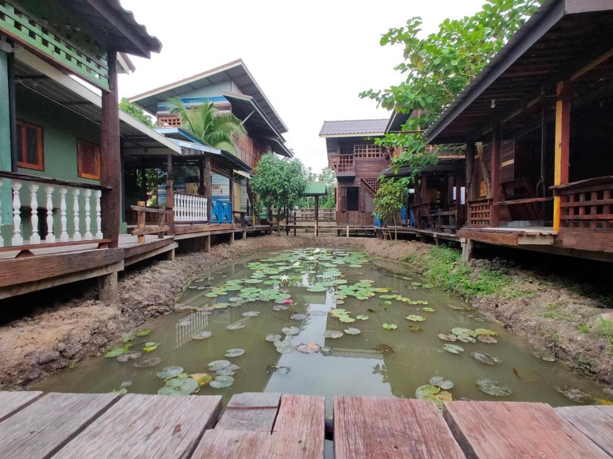 Baanya Homestay Ko Kret Nonthaburi Esterno foto
