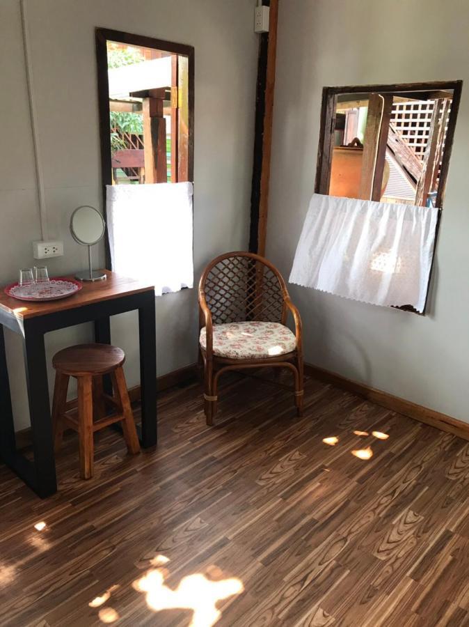 Baanya Homestay Ko Kret Nonthaburi Esterno foto