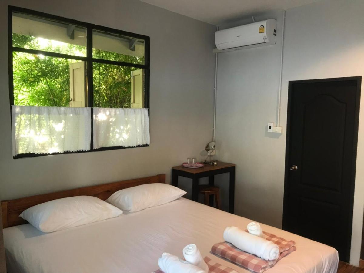 Baanya Homestay Ko Kret Nonthaburi Esterno foto