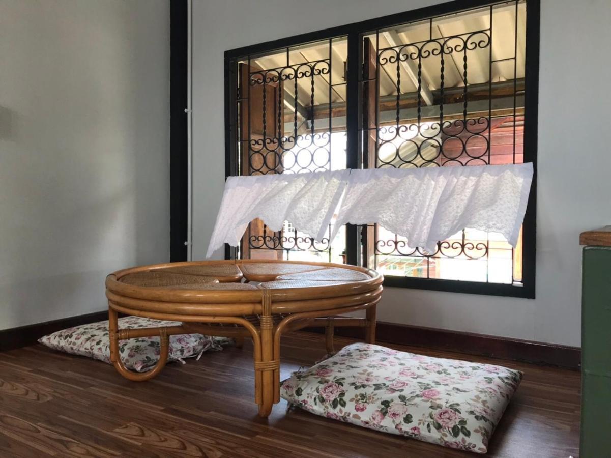 Baanya Homestay Ko Kret Nonthaburi Esterno foto