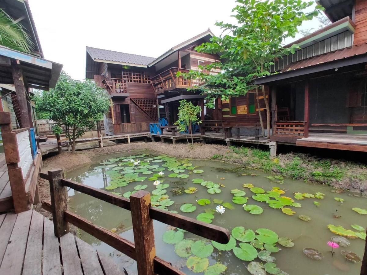 Baanya Homestay Ko Kret Nonthaburi Esterno foto